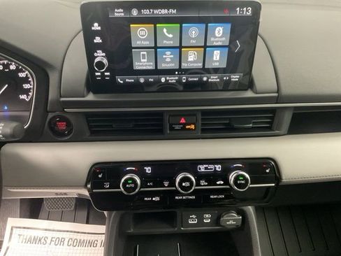 New 2025 Honda Pilot EX-L image 15