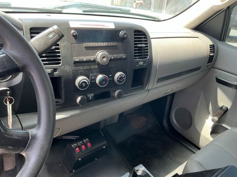 Used 2014 Chevrolet Silverado 3500 W/T RWD image 12