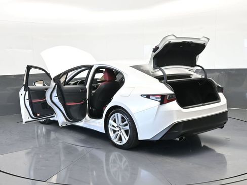 Used 2024 Lexus IS 300 w/ Comfort Package image 79