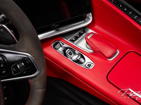 Used 2021 Chevrolet Corvette Stingray Premium Cpe w/ 3LT image 38