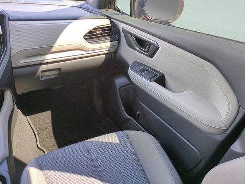 Used 2025 Subaru Forester Premium w/ Convenience Package #1 image 12