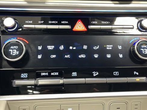 Used 2024 Hyundai Santa Fe Calligraphy AWD/4WD image 18