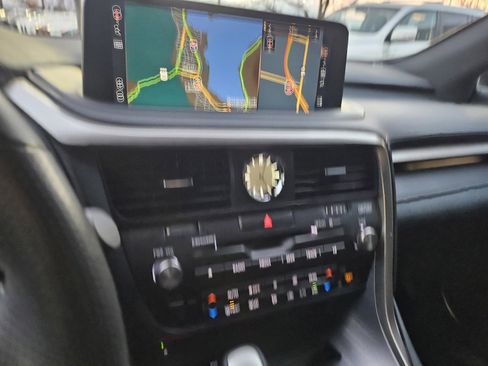 Used 2022 Lexus RX 450h F Sport image 14