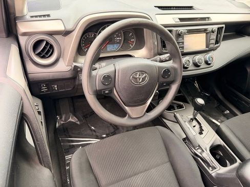 Used 2016 Toyota RAV4 LE AWD/4WD image 23