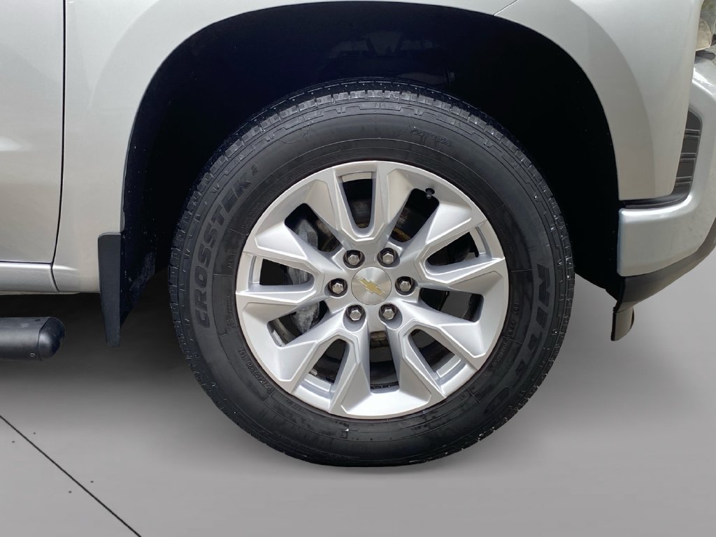 Certified 2021 Chevrolet Silverado 1500 Custom AWD/4WD image 9