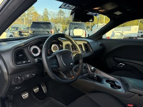 Used 2023 Dodge Challenger R/T w/ T/A Package image 10