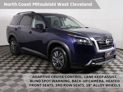 Used 2024 Nissan Pathfinder SV
