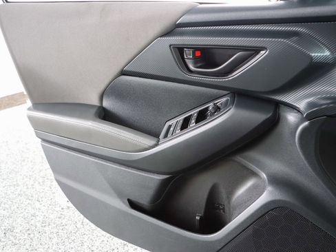 Used 2024 Subaru Crosstrek 2.0i Premium image 22