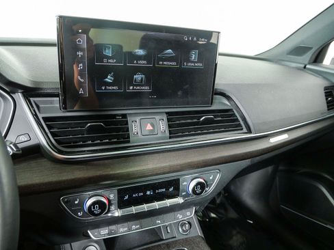 Used 2023 Audi Q5 2.0T Premium Plus w/ Premium Plus Package AWD/4WD image 13