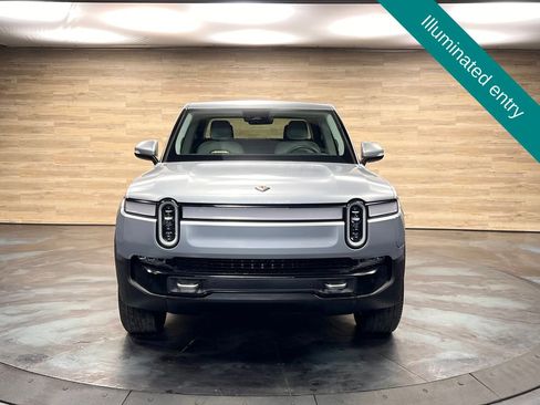 Used 2024 Rivian R1T Adventure image 12