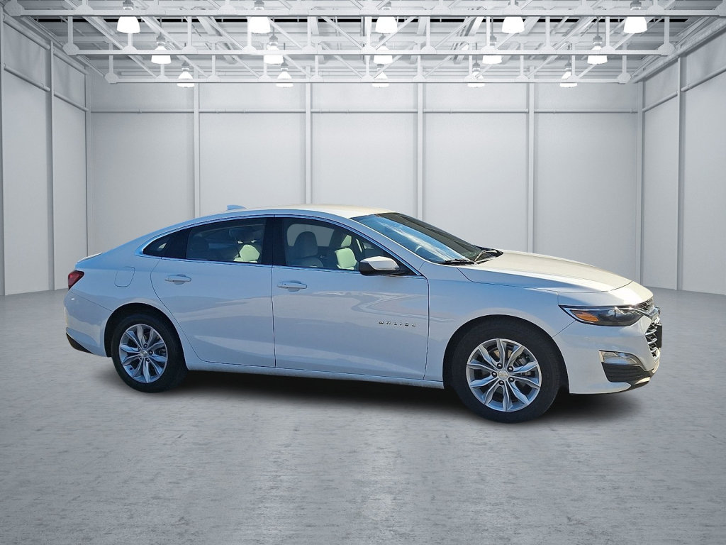 Used 2025 Chevrolet Malibu LT FWD image 10