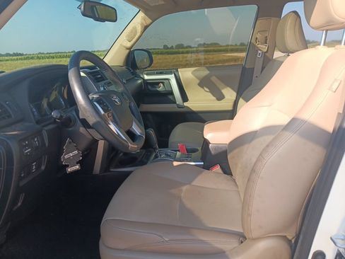 Used 2019 Toyota 4Runner SR5 Premium AWD/4WD image 19