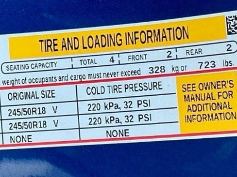 Used 2024 Chevrolet Camaro LT image 28