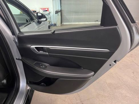 Used 2023 Hyundai Sonata Limited image 15