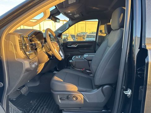 New 2026 GMC Sierra 1500 Elevation image 17