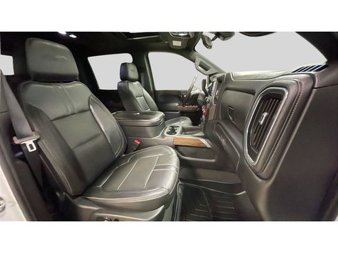 Used 2020 Chevrolet Silverado 2500 High Country w/ Z71 Off-Road Package image 18