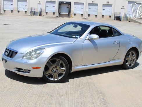 Used 2006 Lexus SC 430 Convertible RWD image 26
