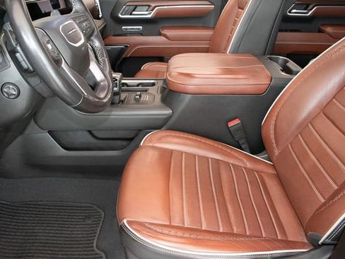 Used 2024 GMC Sierra 1500 Denali Ultimate AWD/4WD image 19
