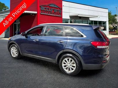 Used 2016 Kia Sorento FWD w/ LX Convenience Package