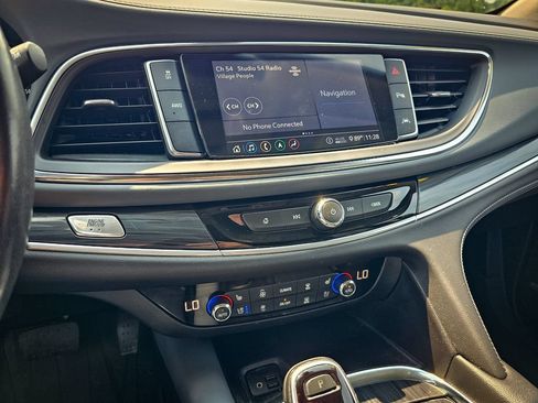 Used 2021 Buick Enclave Premium w/ Surround and Sites Package AWD/4WD image 26