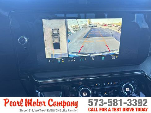 Certified 2023 GMC Sierra 1500 AT4 w/ Technology Package image 18