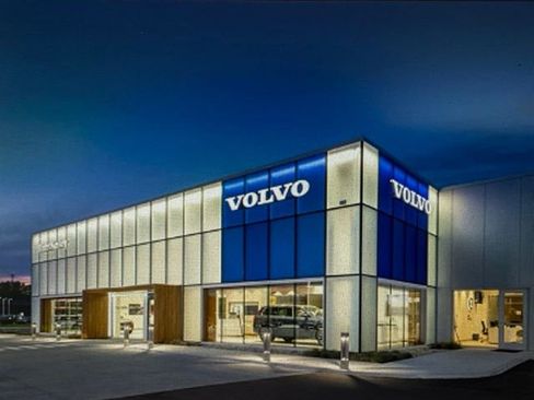 New 2026 Volvo XC90 B6 Plus w/ Protection Package Premier image 48