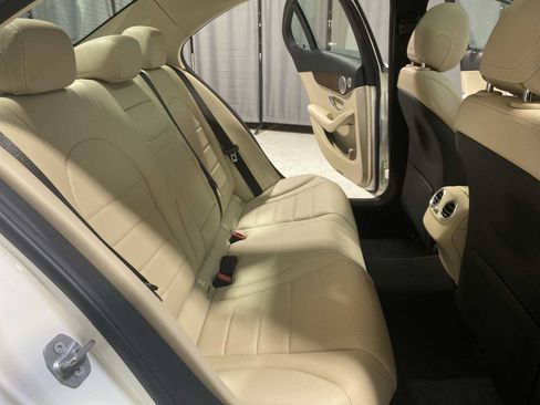 Used 2021 Mercedes-Benz C 300 4MATIC Sedan image 13