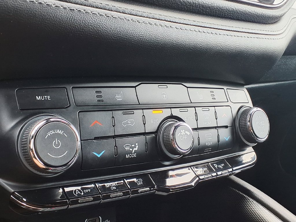 Used 2021 Dodge Durango GT RWD image 23