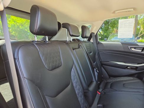 Used 2023 Ford Edge Titanium AWD/4WD image 19