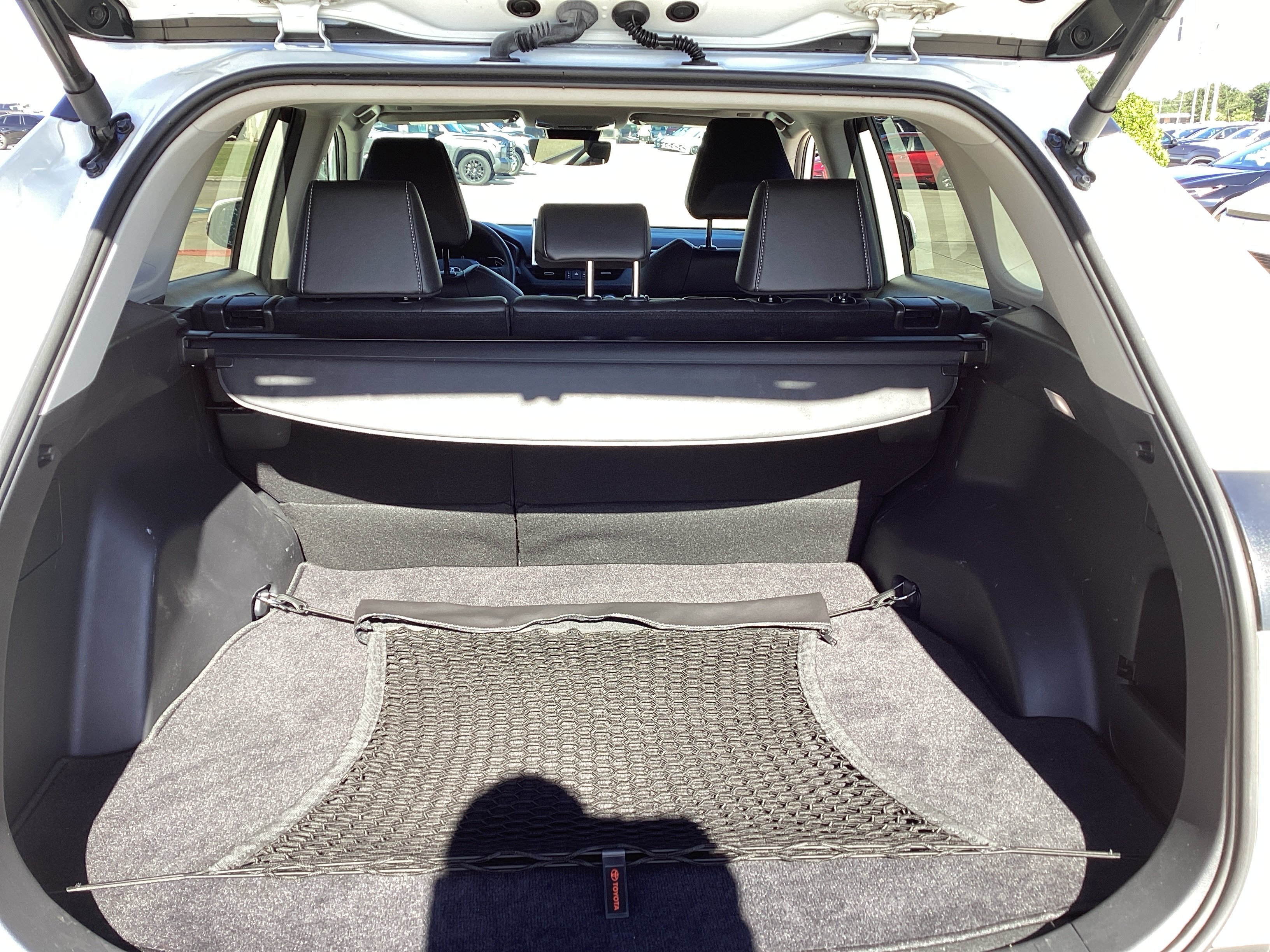 Used 2024 Toyota RAV4 XLE Premium FWD image 12