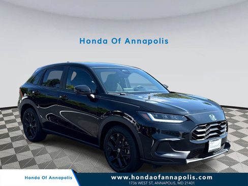 Used 2024 Honda HR-V Sport image 1