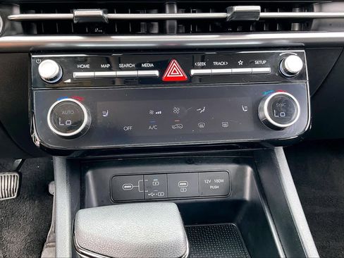 Used 2020 Hyundai Santa Fe SEL w/ Convenience + Premium Package FWD image 32