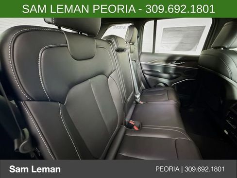 New 2026 Jeep Grand Cherokee Limited w/ Limited Altitude Package AWD/4WD image 27