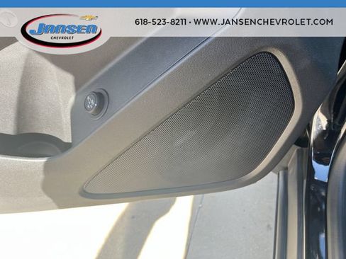 Used 2024 Chevrolet Equinox LT FWD image 23