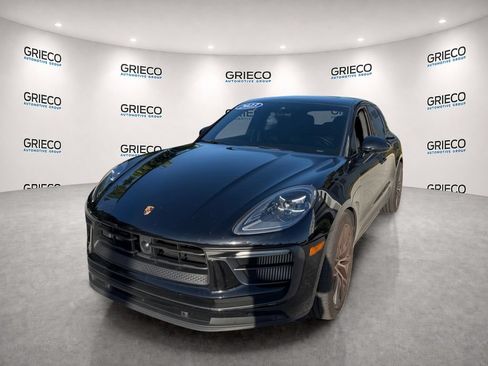 Used 2023 Porsche Macan S AWD/4WD image 3