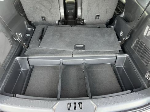 Used 2023 Ford Explorer XLT w/ Equipment Group 202A image 59