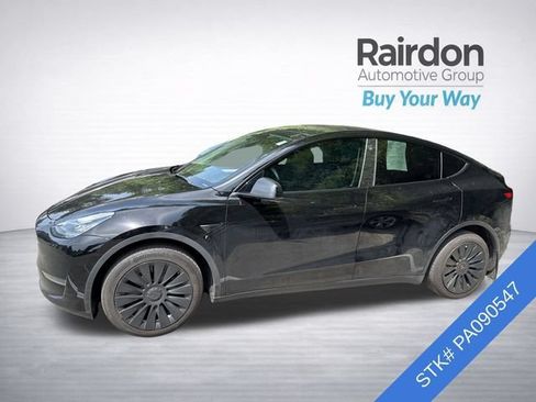Used 2023 Tesla Model Y Long Range AWD/4WD image 4