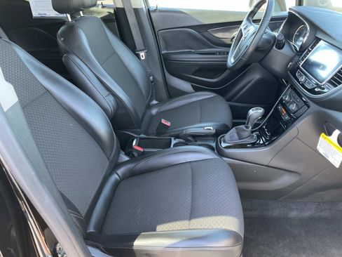 Used 2019 Buick Encore Preferred w/ Safety Package image 27