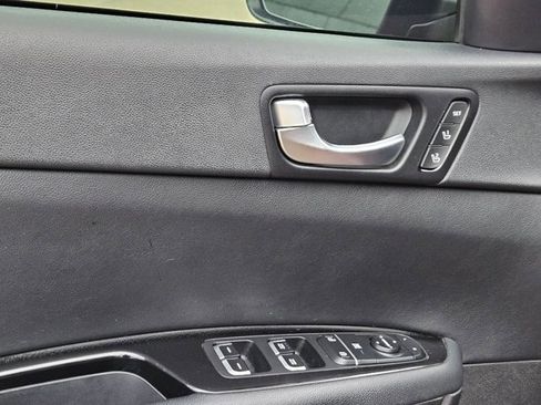 Used 2019 Kia Optima SX image 27
