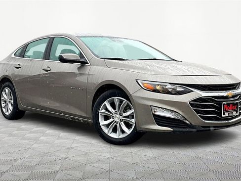 Used 2025 Chevrolet Malibu LT image 12