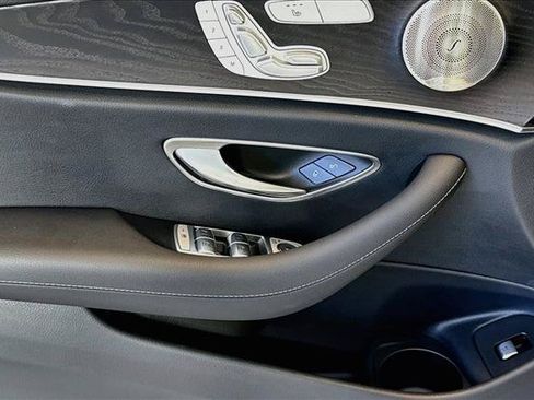 Used 2022 Mercedes-Benz E 350 Sedan image 17