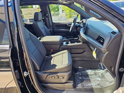 New 2026 Chevrolet Tahoe Premier w/ Sun And Tow Package AWD/4WD image 11