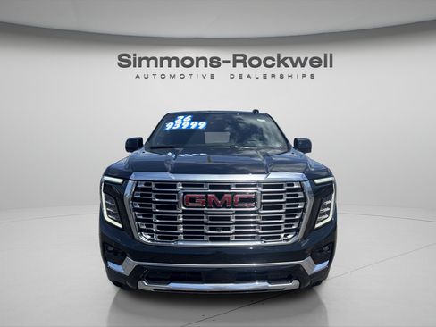 New 2026 GMC Yukon Denali w/ Denali Reserve Package AWD/4WD image 7