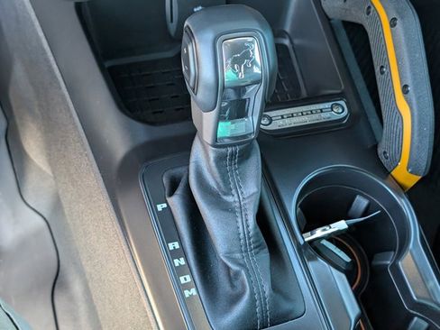 Used 2024 Ford Bronco Badlands image 27