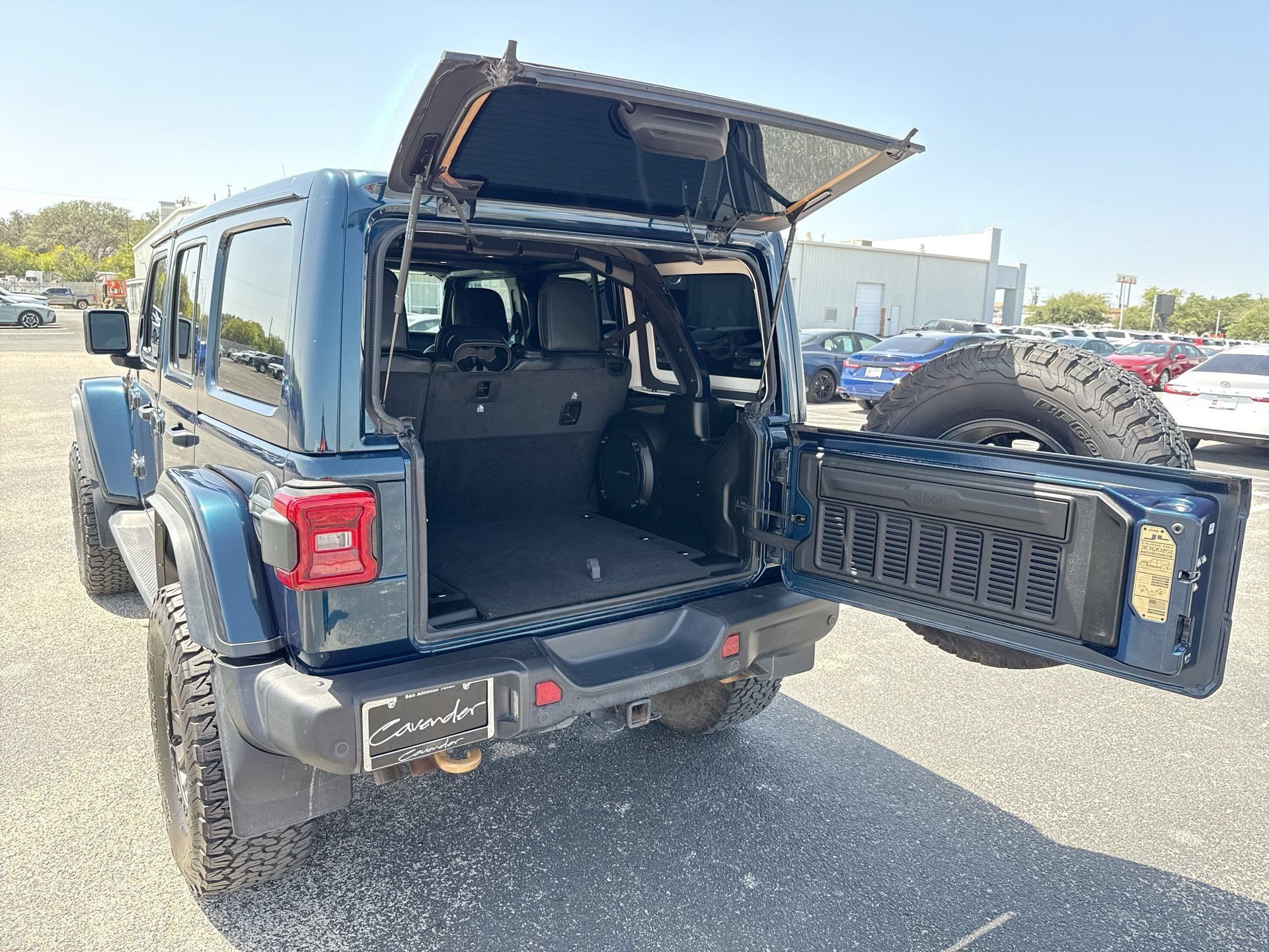 Used 2024 Jeep Wrangler Unlimited Rubicon 392 AWD/4WD image 19