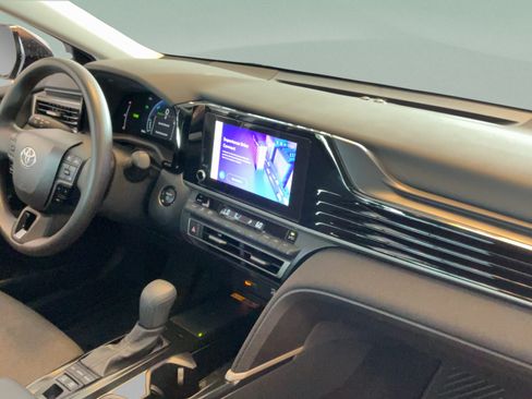 Certified 2025 Toyota Camry LE w/ Convenience Package FWD image 33
