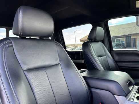 Used 2022 Ford F250 Lariat w/ Chrome Package image 40