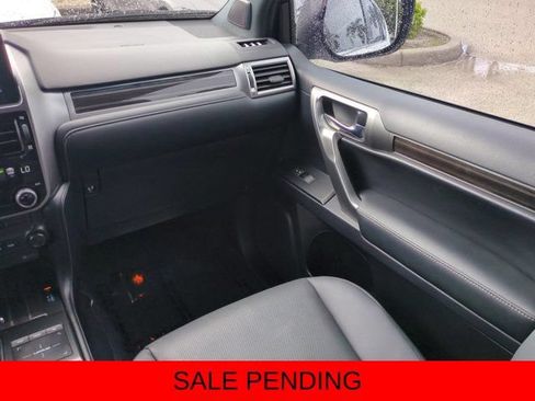 Certified 2023 Lexus GX 460 Premium w/ Premium Package AWD/4WD image 16