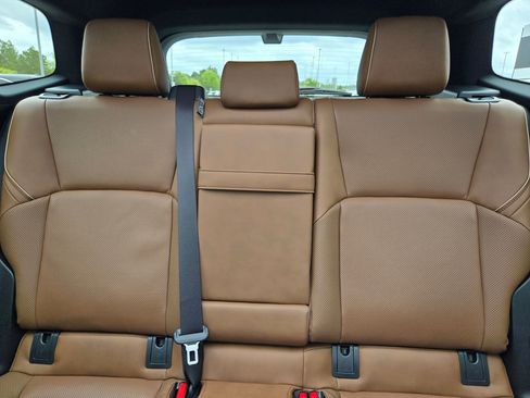 Used 2025 Toyota Crown Signia w/ Advanced Technology Package AWD/4WD image 13