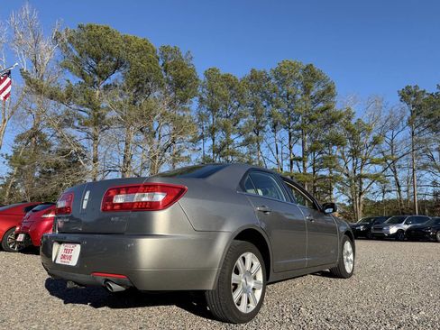 Used 2008 Lincoln MKZ image 12